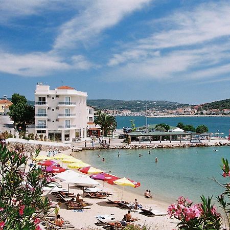 Pasifik Hotel Çeşme Buitenkant foto