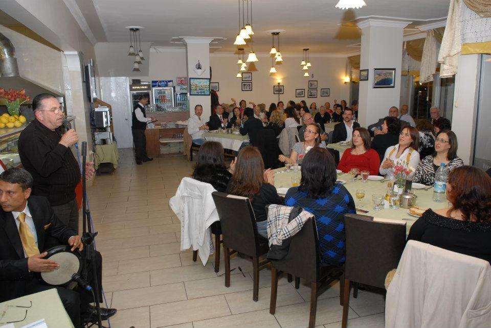 Pasifik Hotel Çeşme Buitenkant foto