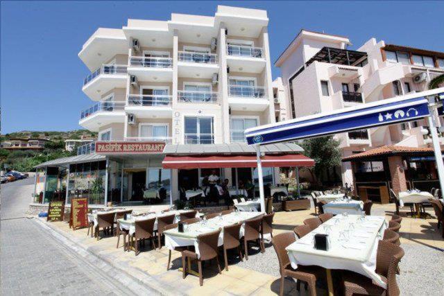 Pasifik Hotel Çeşme Buitenkant foto