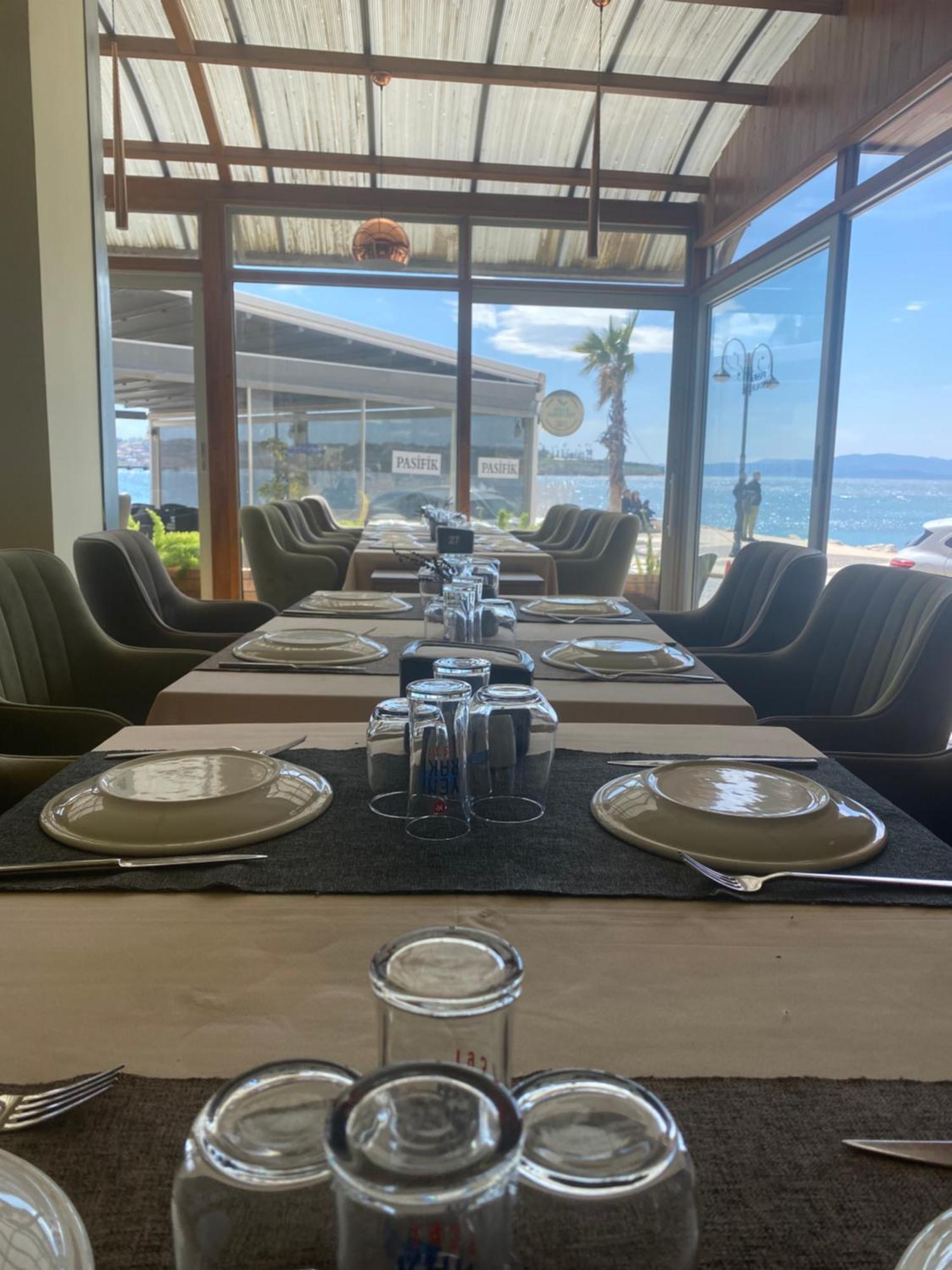 Pasifik Hotel Çeşme Buitenkant foto