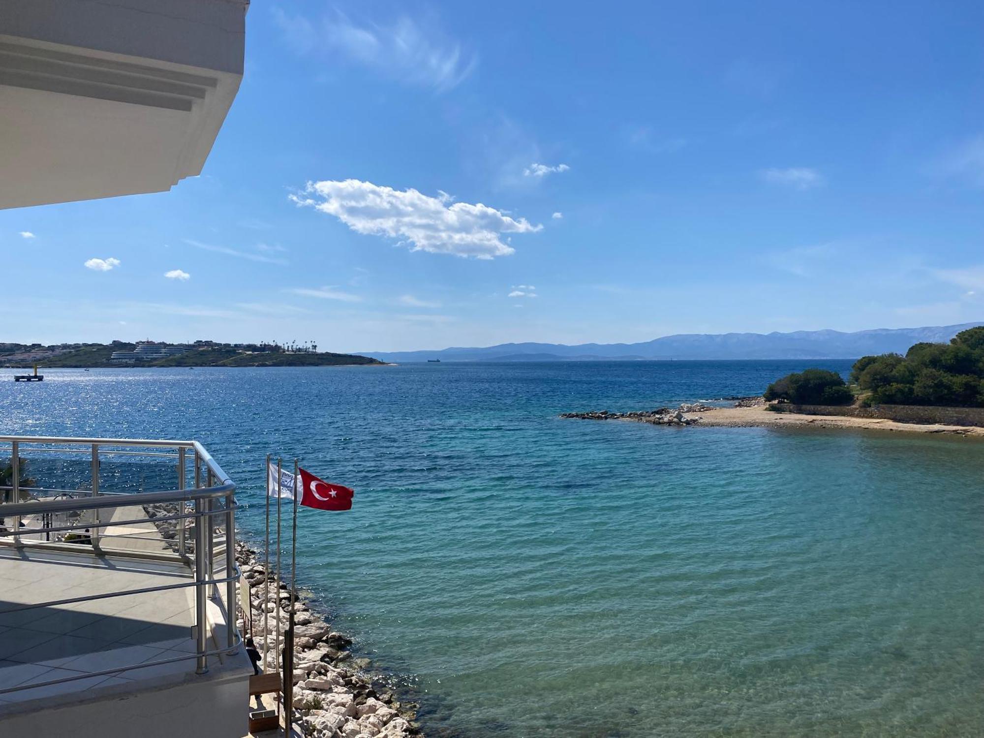Pasifik Hotel Çeşme Buitenkant foto